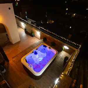 Maison d'hôtes Vivilo Trevi - Luxury Experience - Private Jacuzzi On Terrace - Insane View, Rome