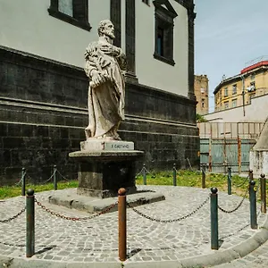 La Reggia Della Duchesca Affittacamere Napoli